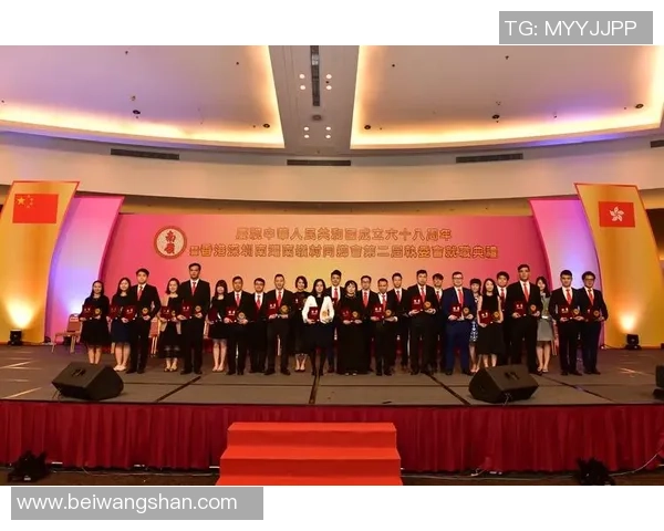 深圳街舞队的转型与创新探索：从传统到现代的舞蹈变革之路